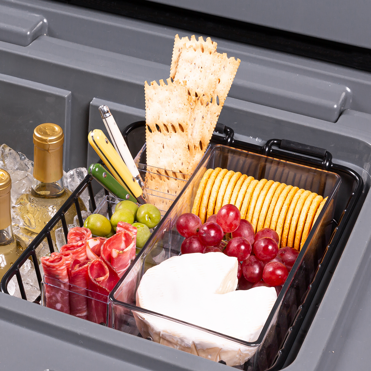 brutank-35qt-55qt-dry-rack-b2 brutank-dry-rack_accessory_alt-1.png