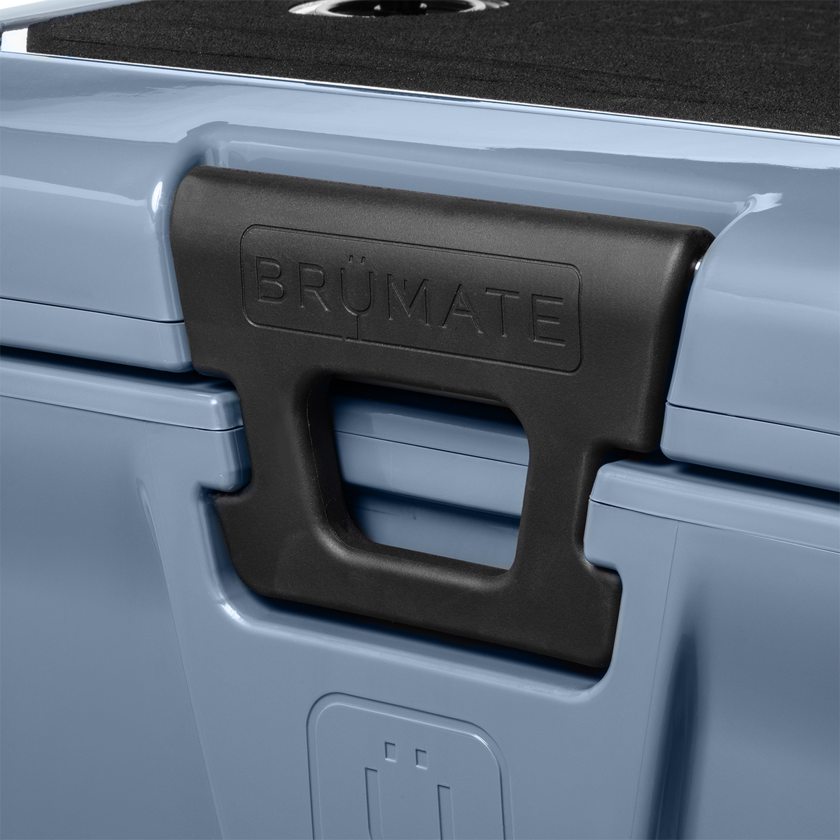 brutank-20qt-a2 BruTank-20-Denim-Latch.png